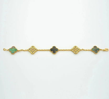 [⭐Spark] CLOVER 5 MOTIF GRAY MOP BRACELET COLLECTION