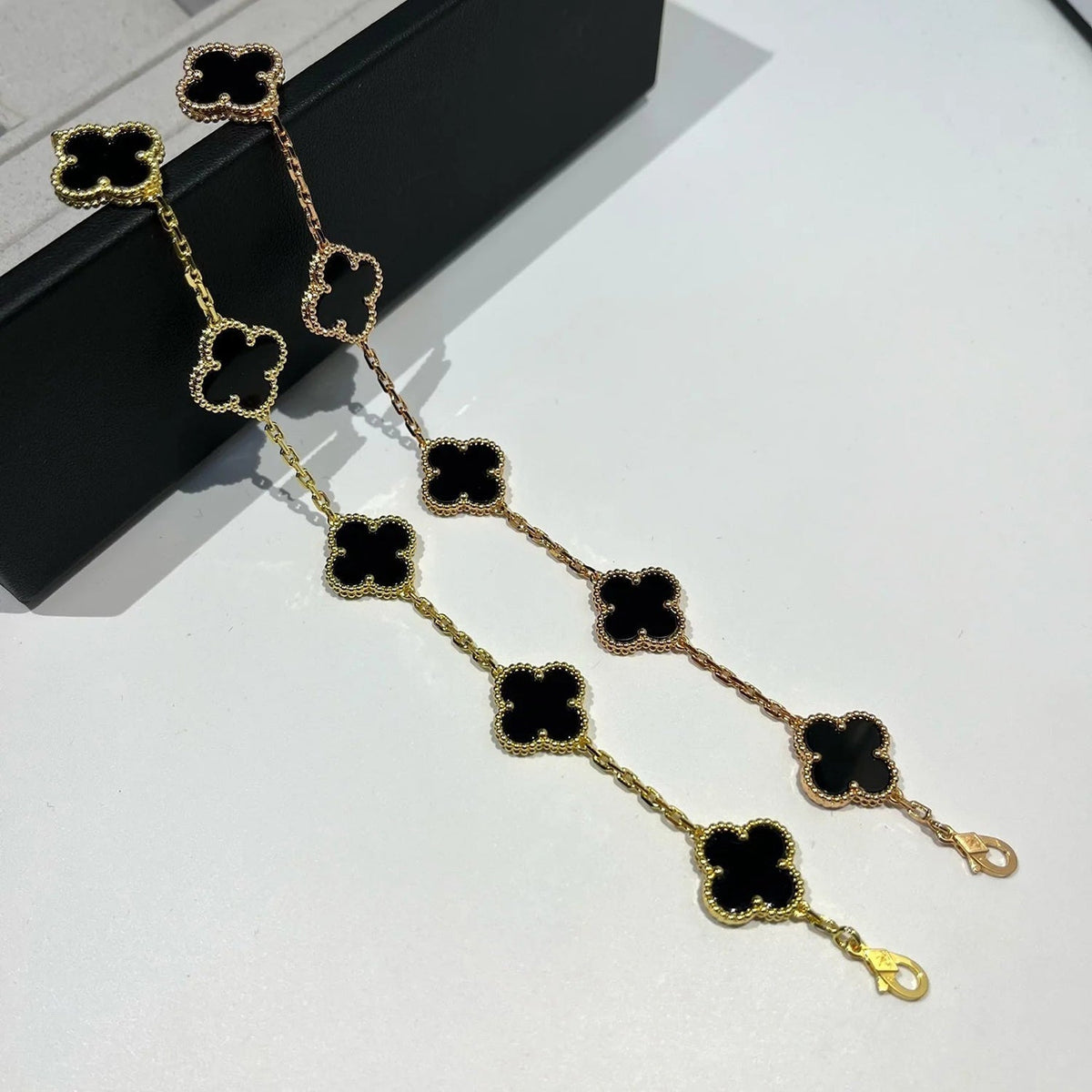 [⭐Spark] CLOVER 5 MOTIF ONYXS BRACELET COLLECTION