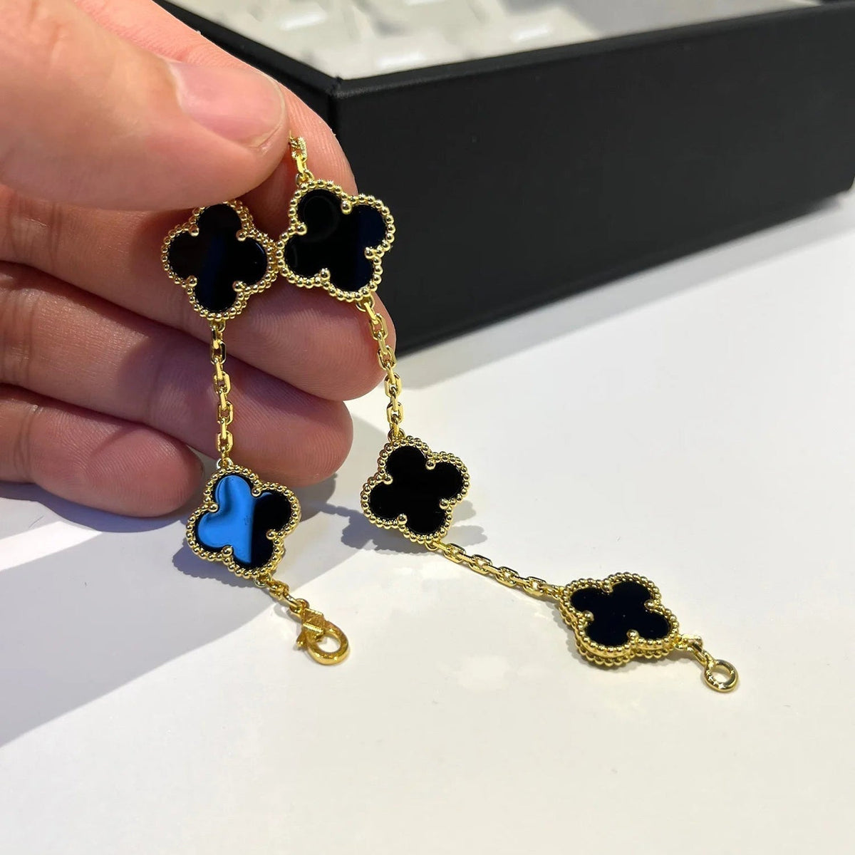 [⭐Spark] CLOVER 5 MOTIF ONYXS BRACELET COLLECTION