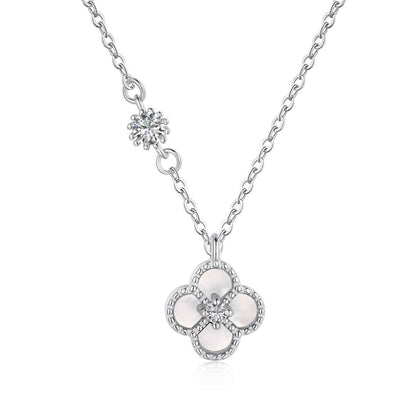 [Spark Jewelry]Delicate Flower Shape Necklace