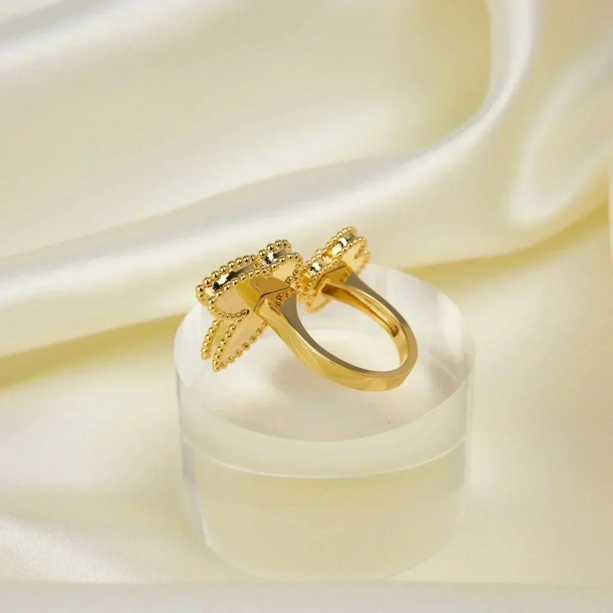 [⭐Spark]LUCKY BETWEEN THE FINGER RING