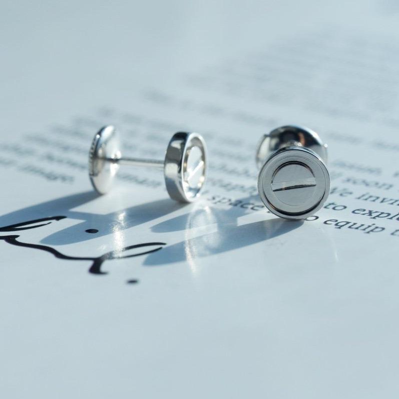 [⭐Spark]LOVE EARRINGS SILVER 10MM