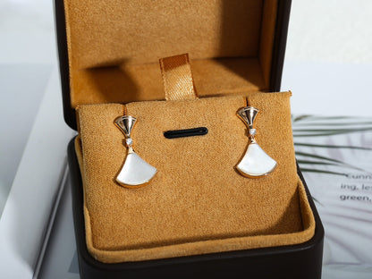 [⭐Spark]DREAM MOP PINK GOLD EARRINGS