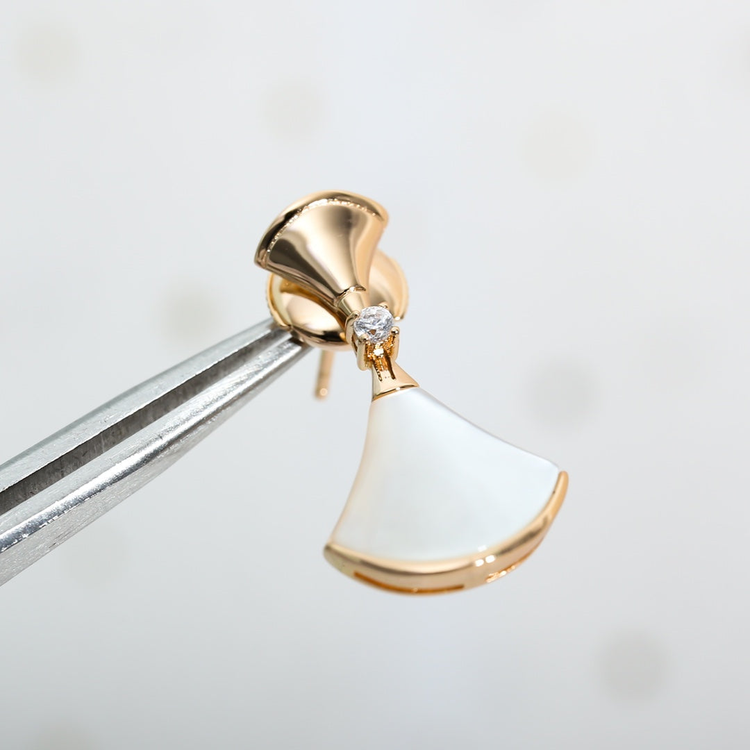[⭐Spark]DREAM MOP PINK GOLD EARRINGS