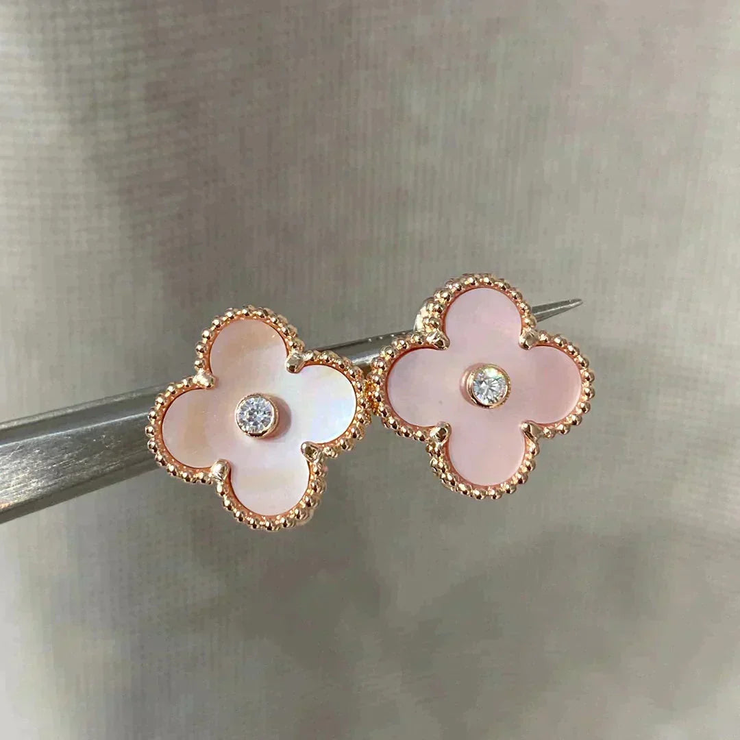 [⭐Spark]CLOVER MEDIUM 1 MOTIFS  PINK MOP DIAMOND EARRINGS
