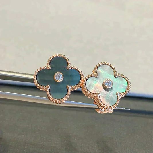 [⭐Spark]CLOVER MEDIUM 1 MOTIFS GRAY MOP  DIAMOND EARRINGS