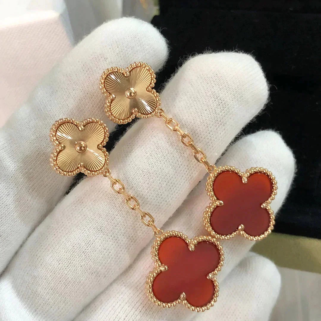 [⭐Spark]CLOVER 2 MOTIF  LASER CARNELIAN EARRINGS