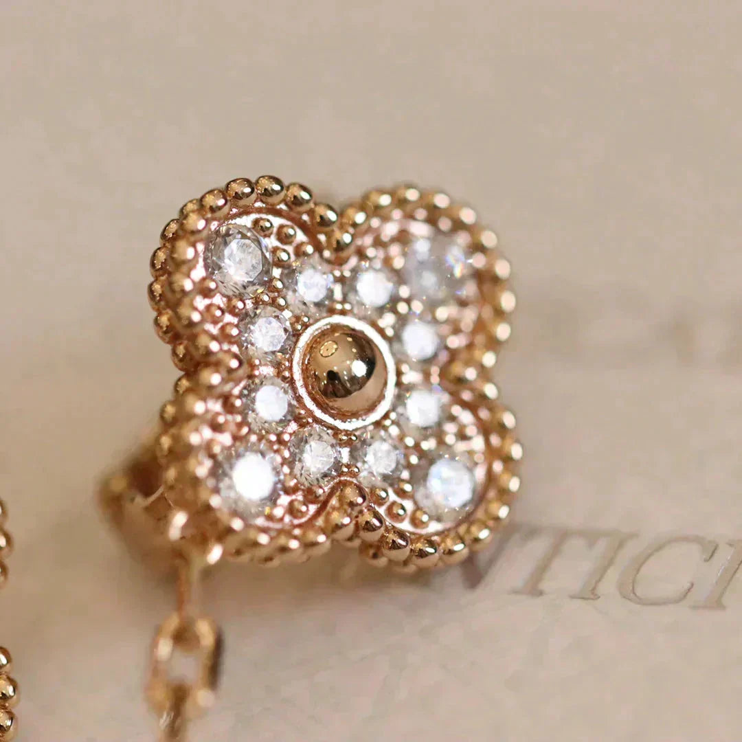 [⭐Spark]CLOVER MEDIUM 1 MOTIFS FUll DIAMOND EARRINGS