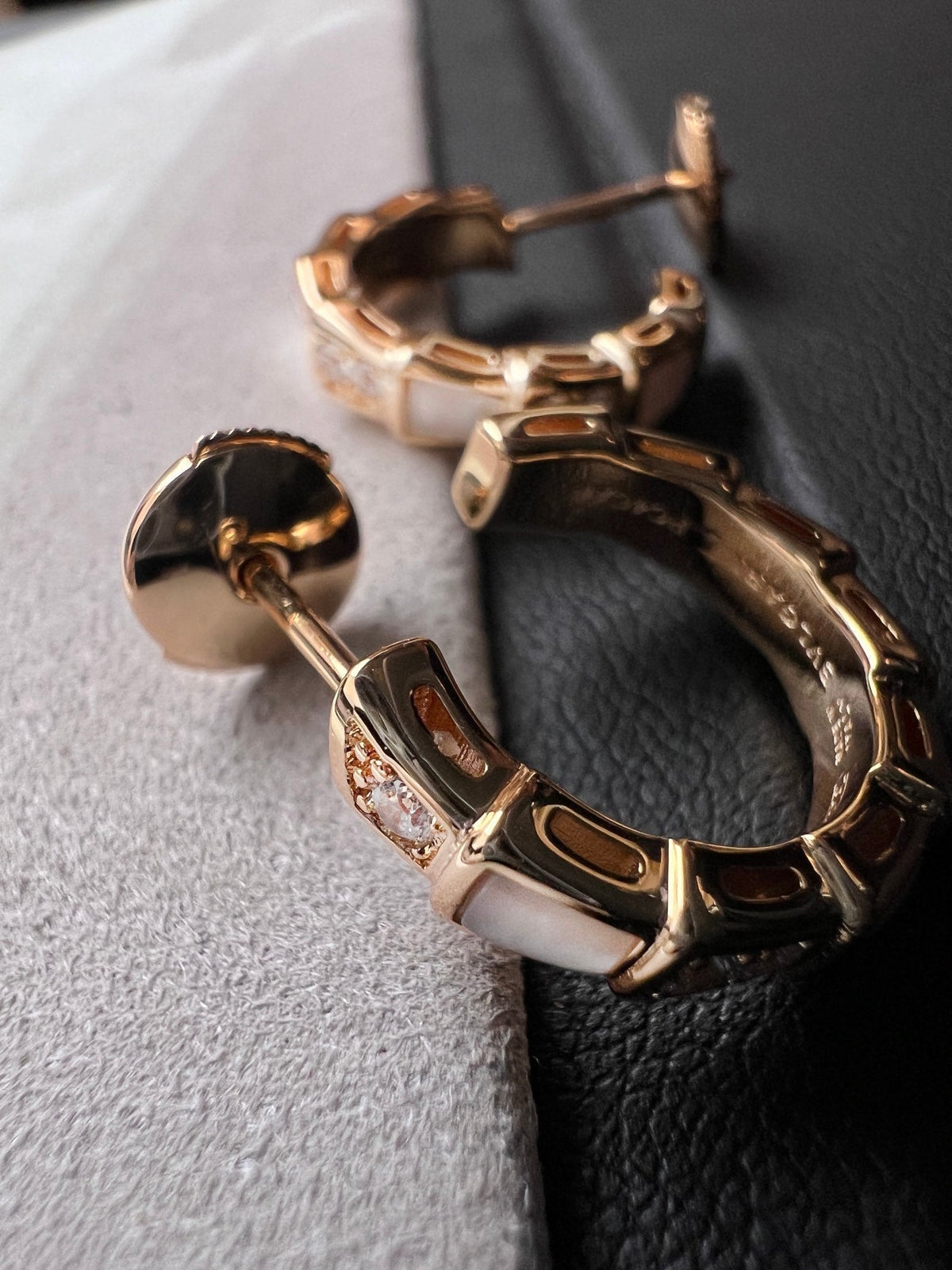 [⭐Spark]SERPENTI MOP PINK GOLD EARRINGS