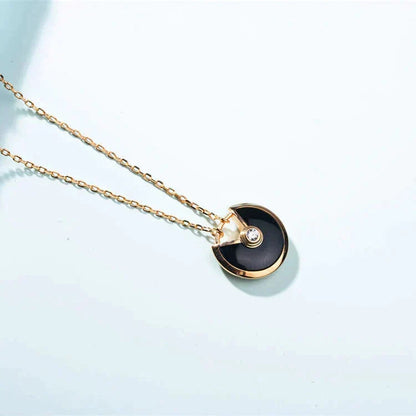 [⭐Spark]AMULETTE GOLD CARNELIAN ONYX NECKLACE
