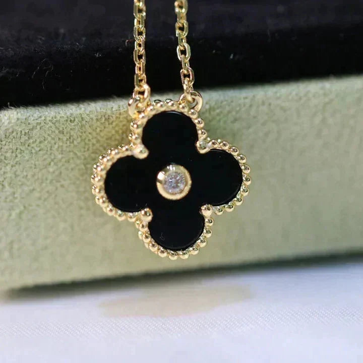 [⭐Spark]CLOVER 15MM DIAMOND ONYX NECKLACE
