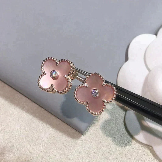 [⭐Spark]CLOVER MEDIUM 1 MOTIFS  PINK MOP DIAMOND EARRINGS