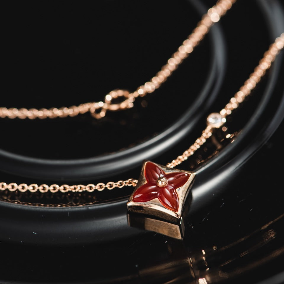[⭐Spark]STAR NECKLACE PINK GOLD 1 DIAMOND