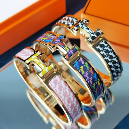 [⭐Spark]H HORSE BRACELET 12MM