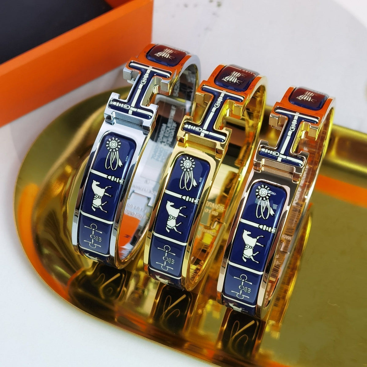[⭐Spark]H COUVERTURES DARK BLUE BRACELET