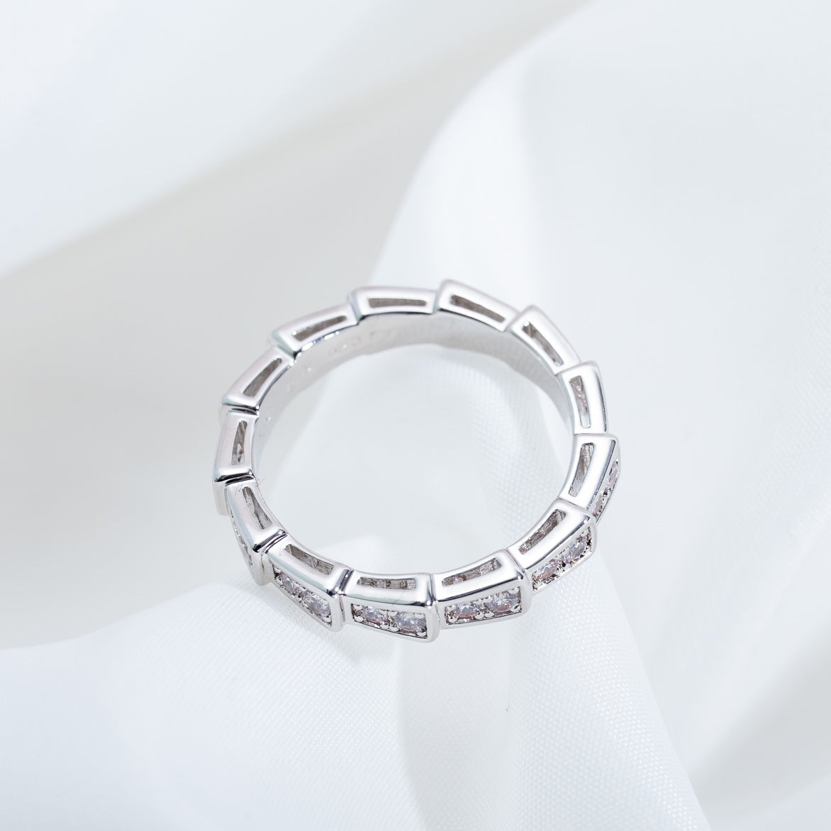 [⭐Spark]SERPENTI RING SILVER DIAMOND PAVED 3MM