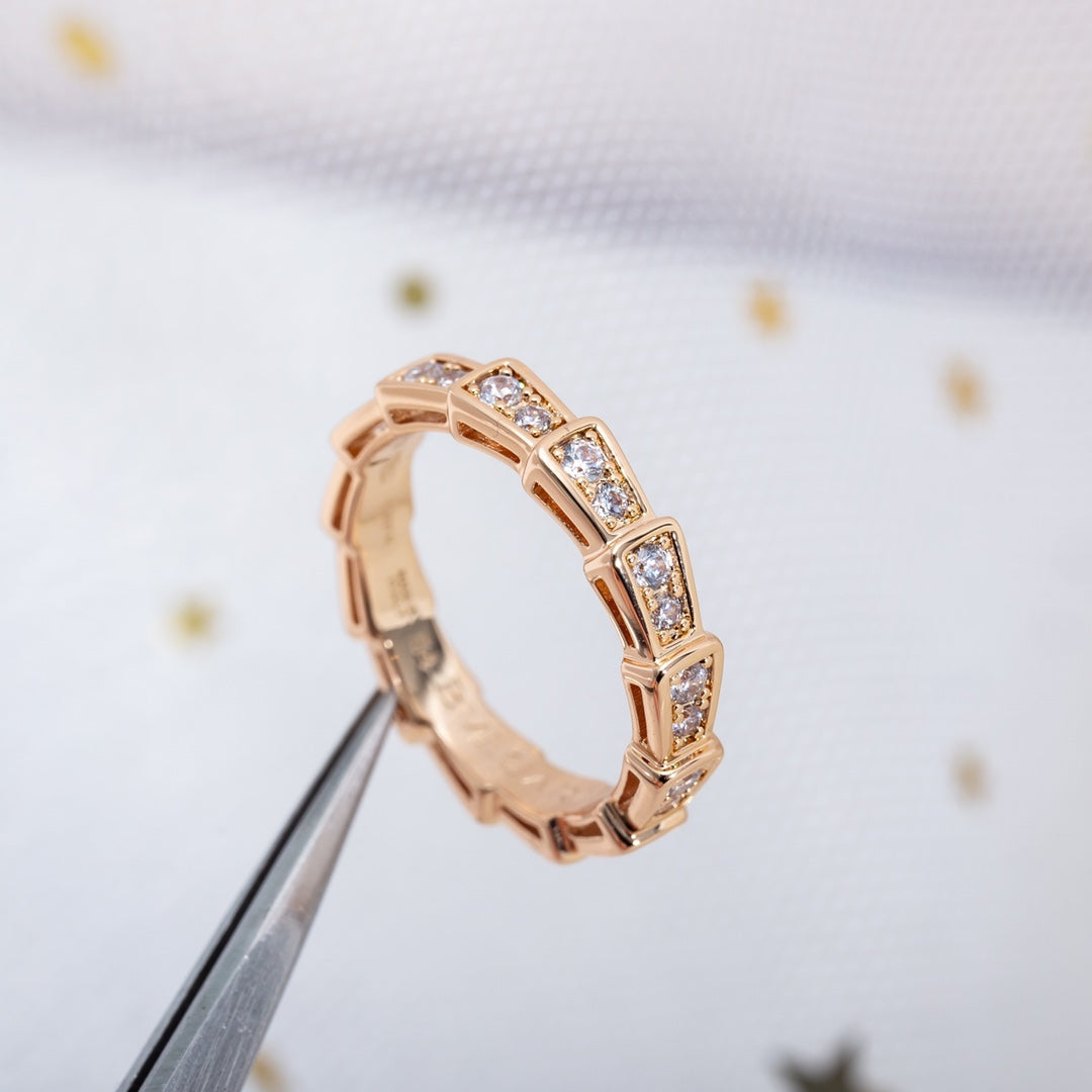 [⭐Spark]SERPENTI RING PINK GOLD DIAMOND PAVED 3MM