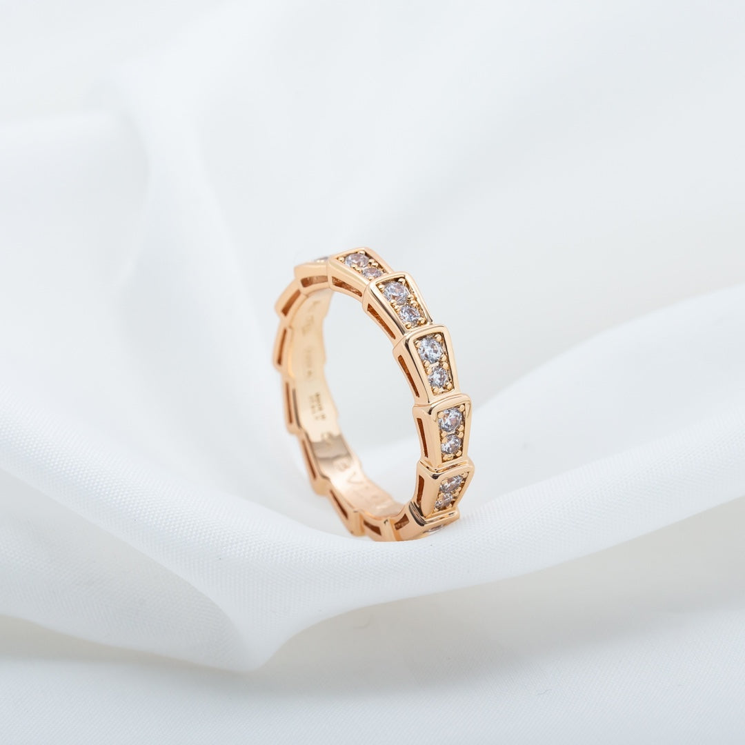 [⭐Spark]SERPENTI RING PINK GOLD DIAMOND PAVED 3MM