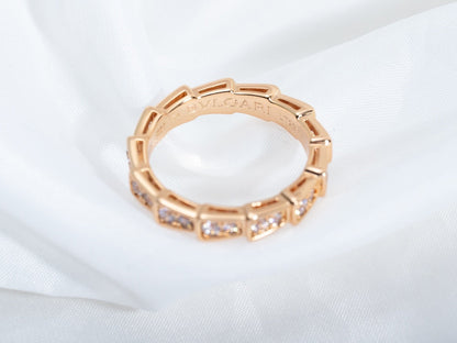 [⭐Spark]SERPENTI RING PINK GOLD DIAMOND PAVED 3MM