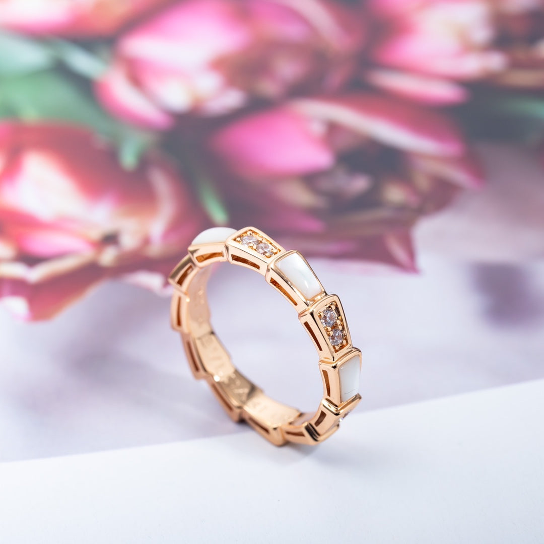 [⭐Spark]SERPENTI RING PINK GOLD DIAMOND MOP 3MM