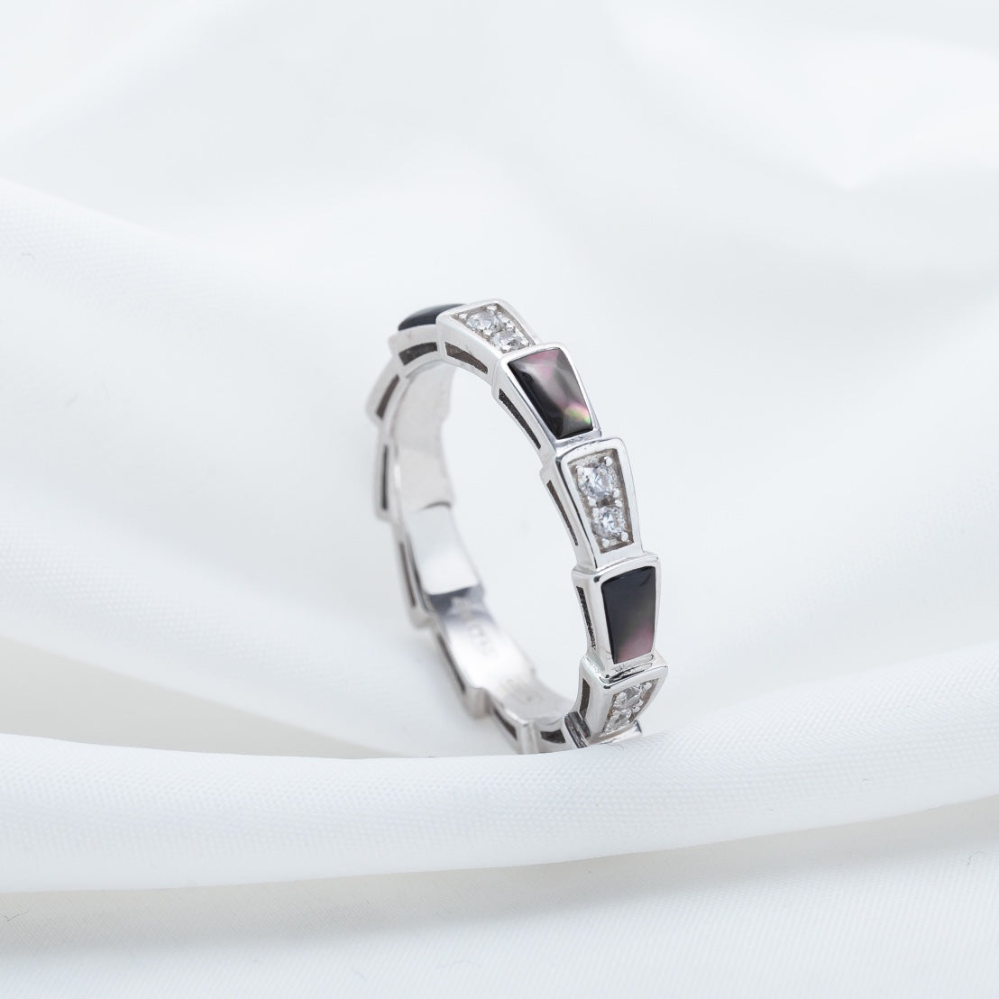 [⭐Spark]SERPENTI RING SILVER  DIAMOND BLACK MOP 3MM