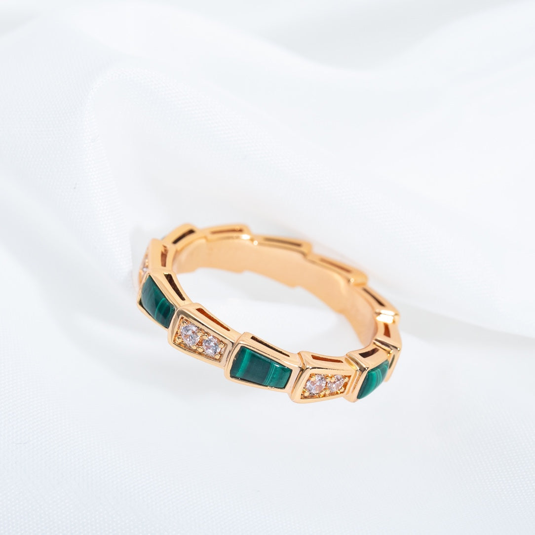 [⭐Spark]SERPENTI RING PINK GOLD MALACHITE DIAMOND 3MM