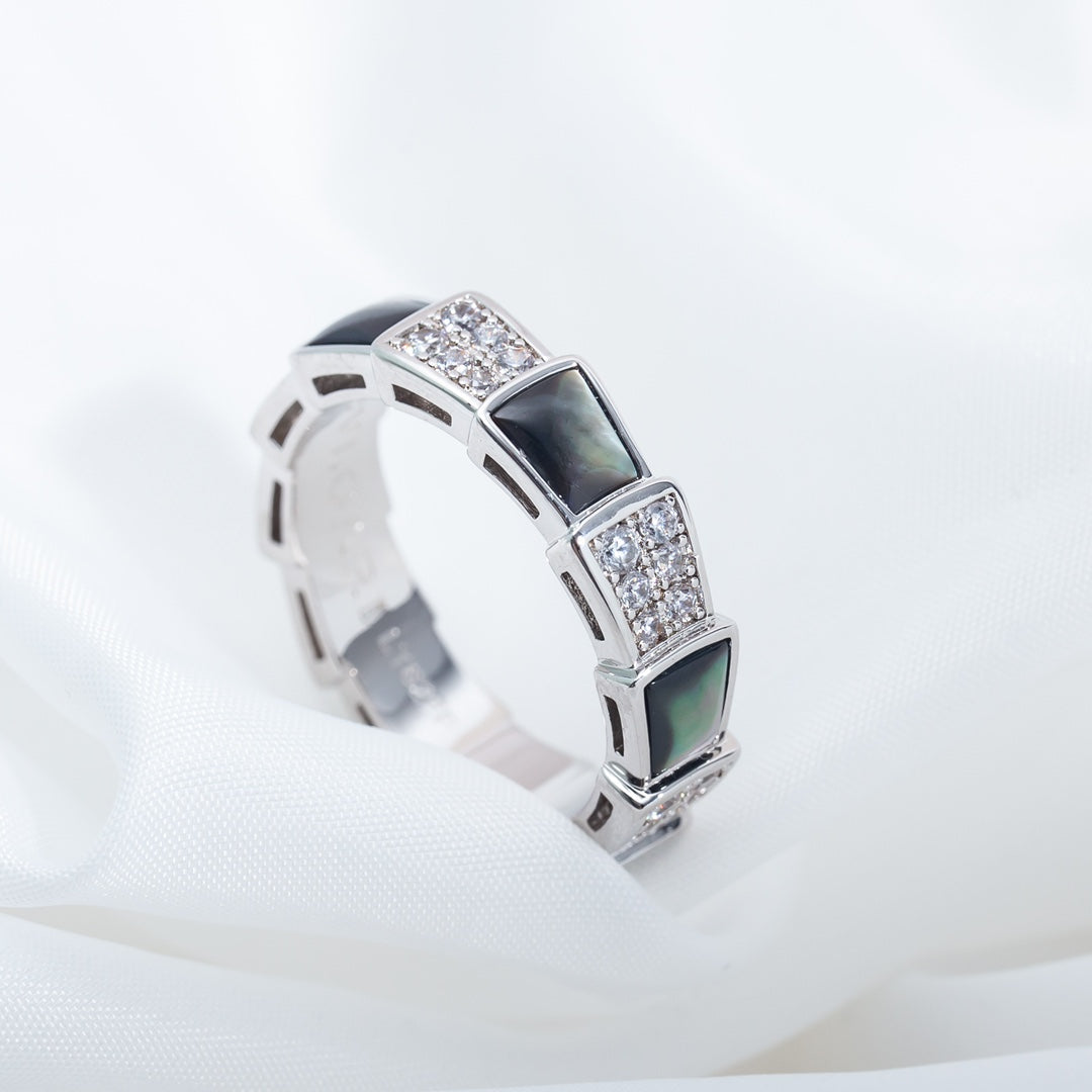 [⭐Spark]SERPENTI RING SILVER DIAMOND BLACK MOP 4MM