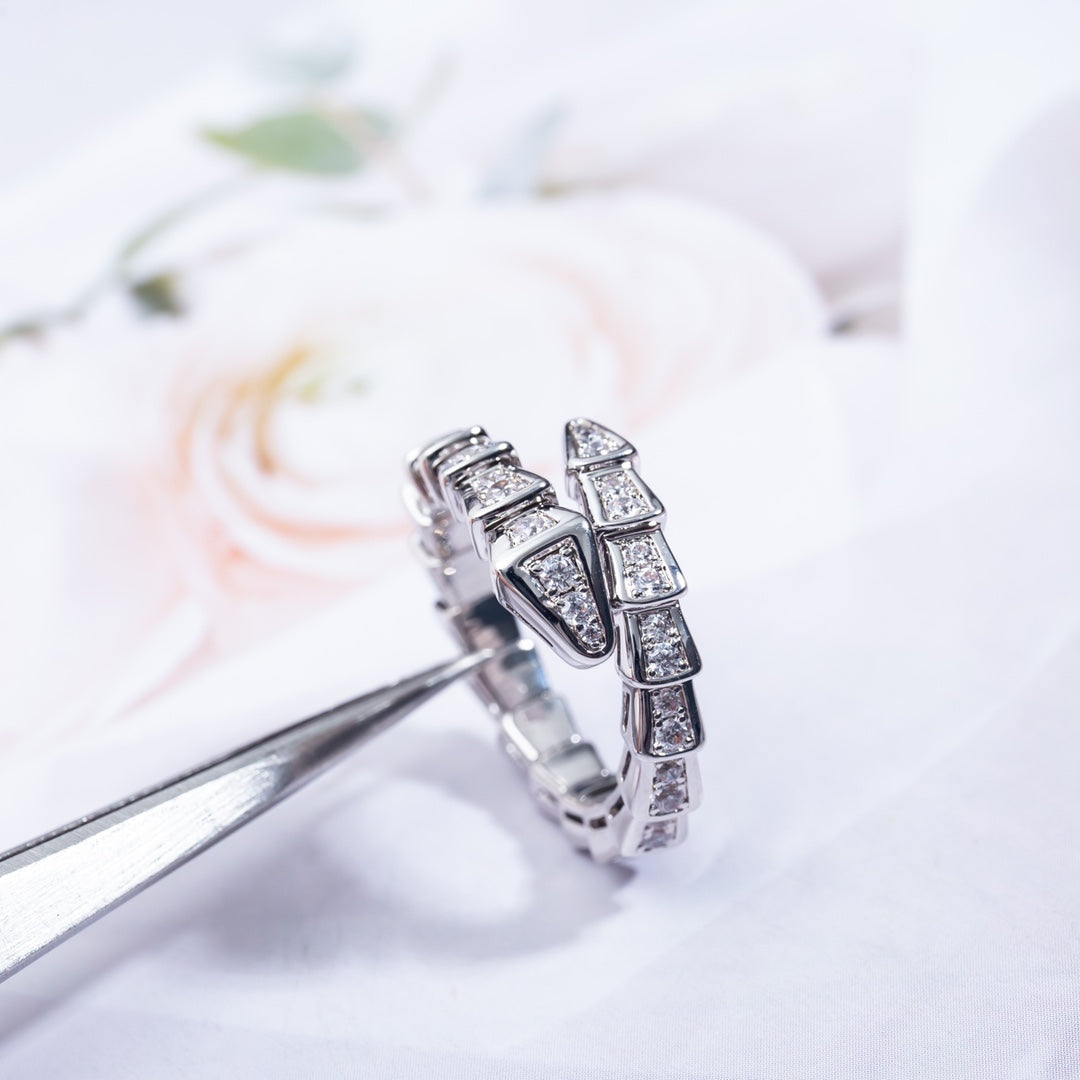 [⭐Spark]SERPENTI RING SILVER DIAMOND PAVED 4MM