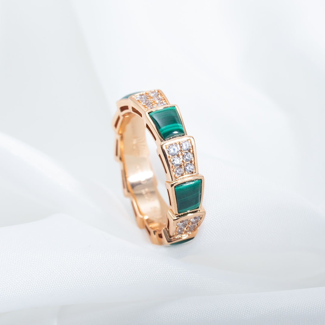 [⭐Spark]SERPENTI RING PINK GOLD MALACHITE DIAMOND PAVED 4MM