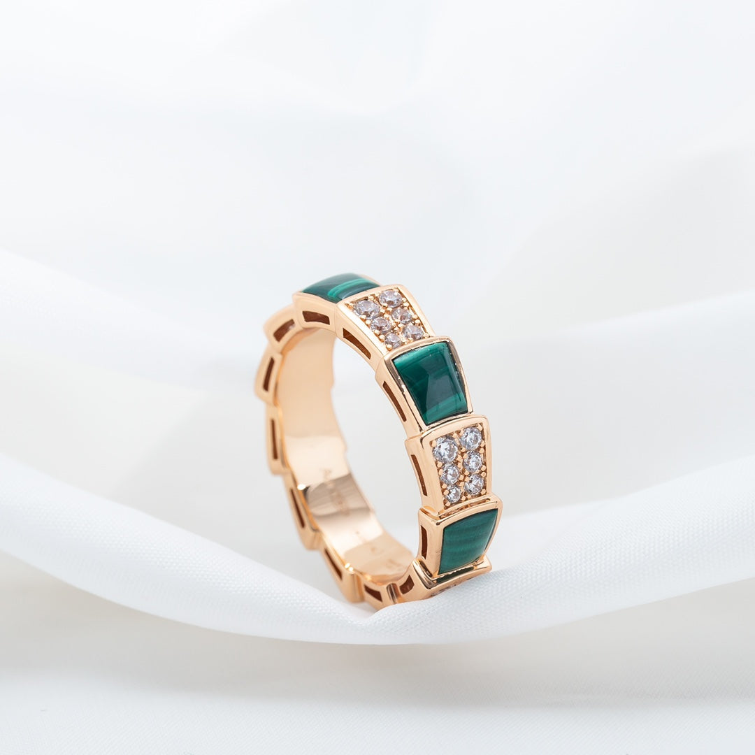[⭐Spark]SERPENTI RING PINK GOLD MALACHITE DIAMOND PAVED 4MM