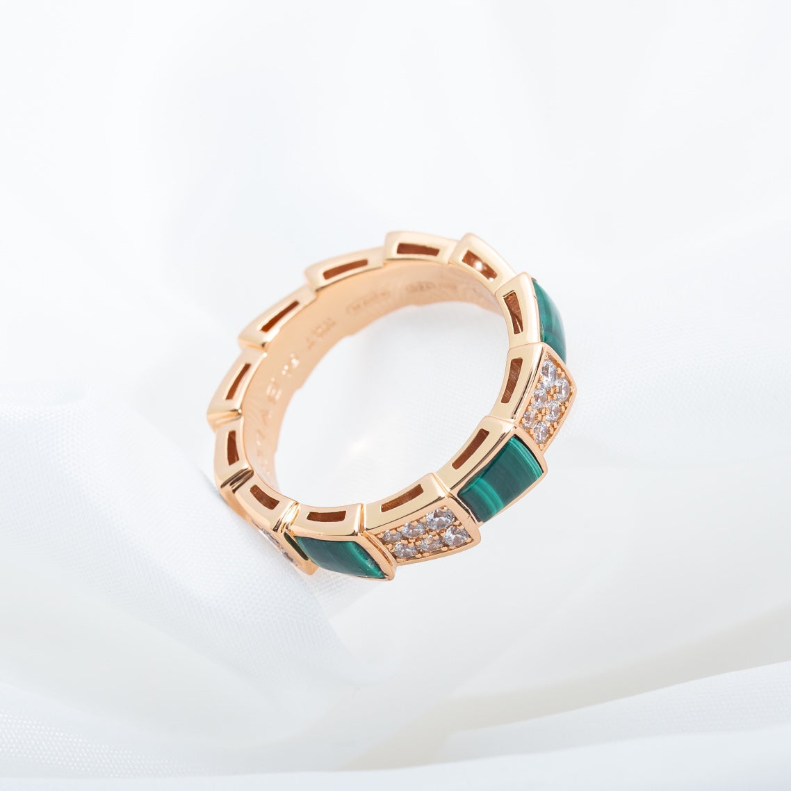 [⭐Spark]SERPENTI RING PINK GOLD MALACHITE DIAMOND PAVED 4MM