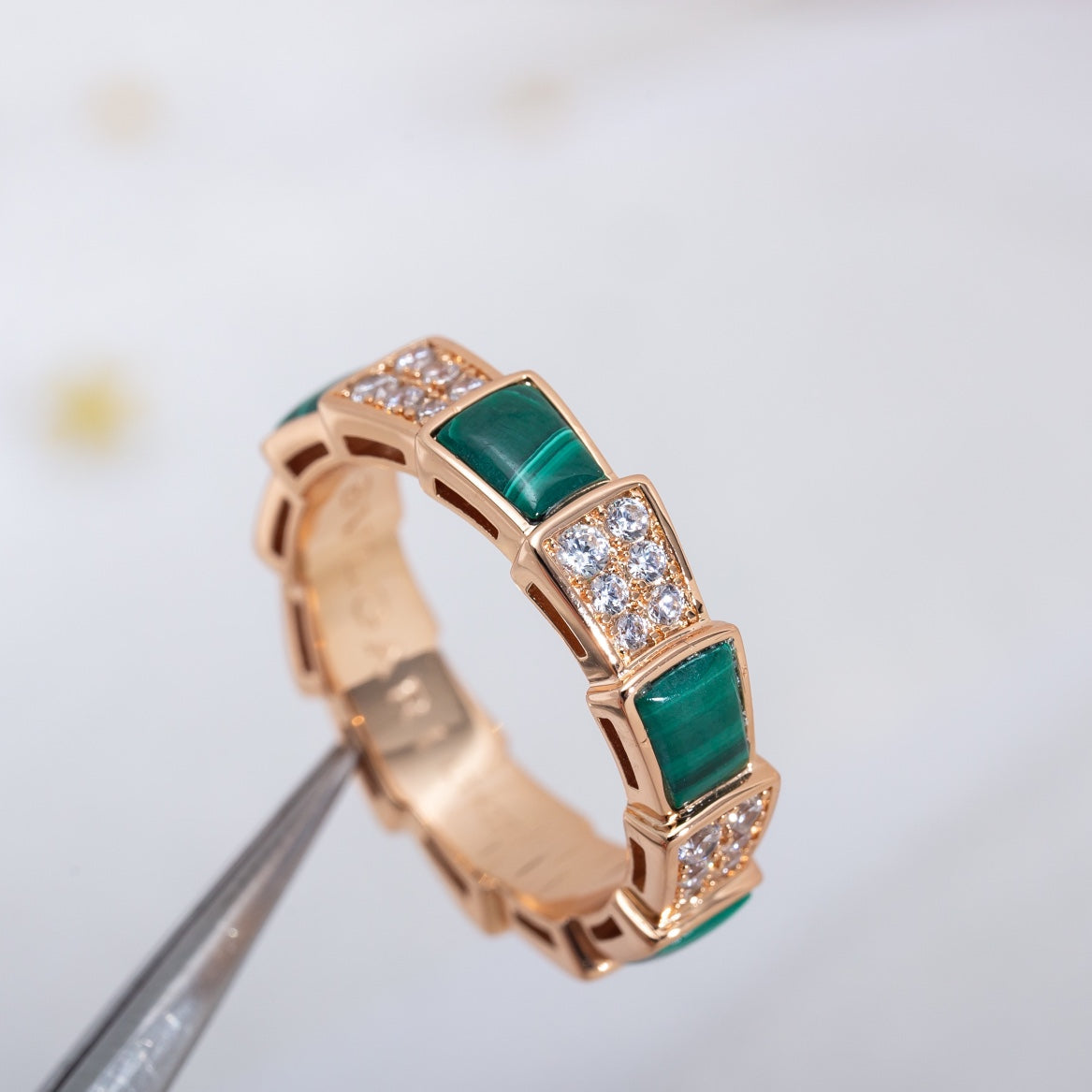 [⭐Spark]SERPENTI RING PINK GOLD MALACHITE DIAMOND PAVED 4MM