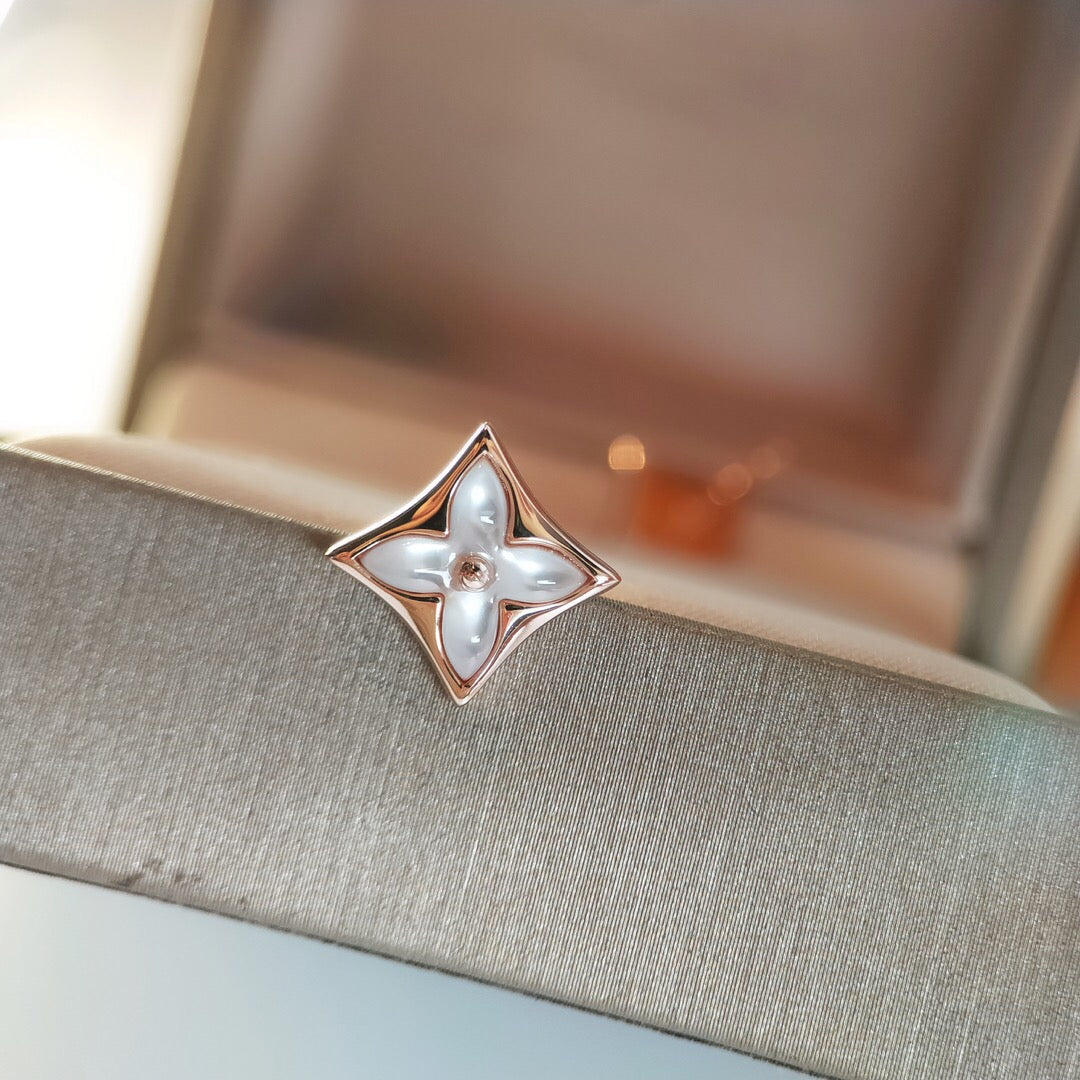 [⭐Spark]STAR MOP PINK GOLD EARRINGS