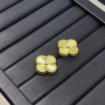 [⭐Spark]CLOVER MINI 9.5MM LASER EARRINGS