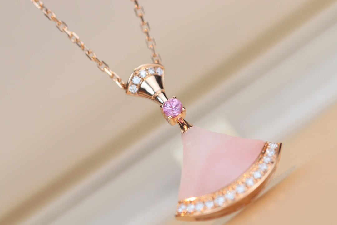 [⭐Spark]DREAM NECKLACE PINK MOP DIAMOND