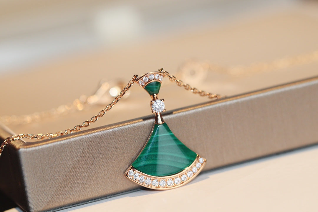 [⭐Spark]DREAM NECKLACE MALACHITE DIAMOND