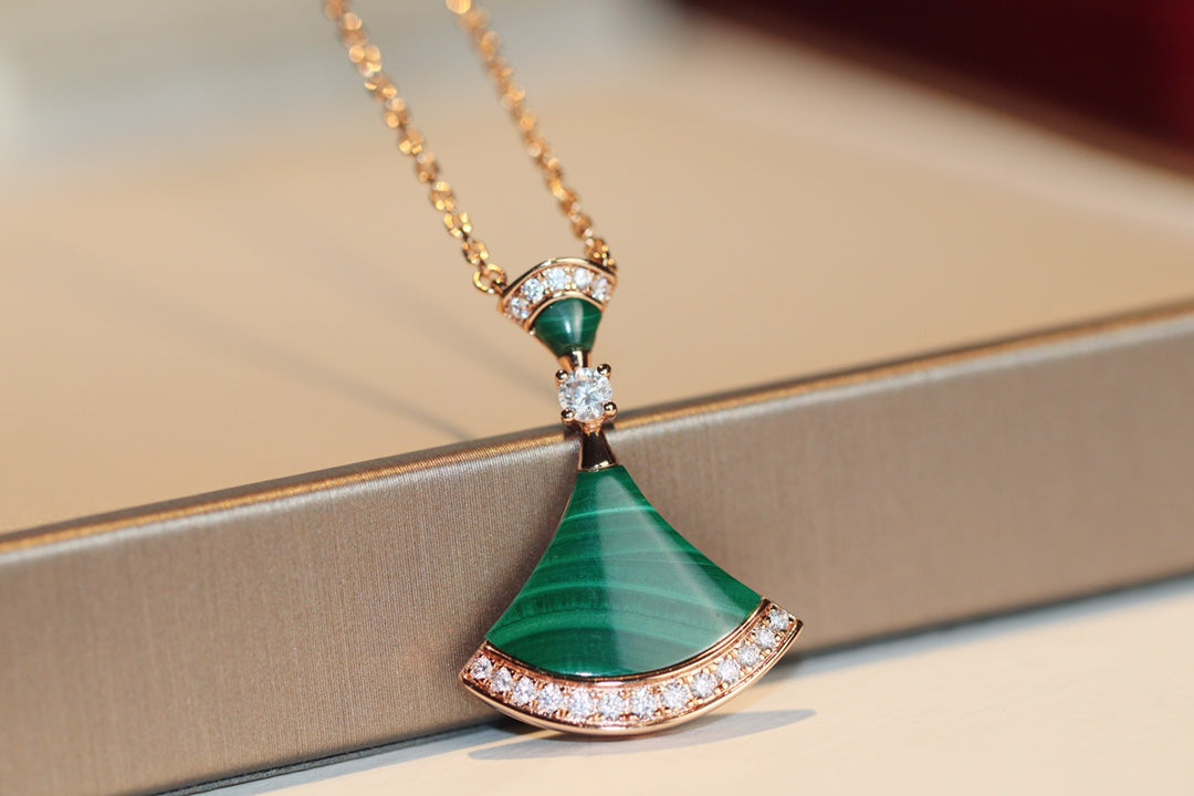 [⭐Spark]DREAM NECKLACE MALACHITE DIAMOND