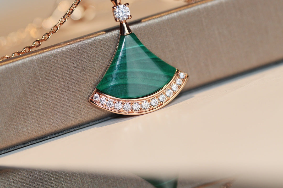 [⭐Spark]DREAM NECKLACE MALACHITE DIAMOND