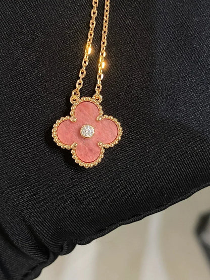 [⭐Spark]CLOVER 15MM DIAMOND RHODONITE NECKLACE