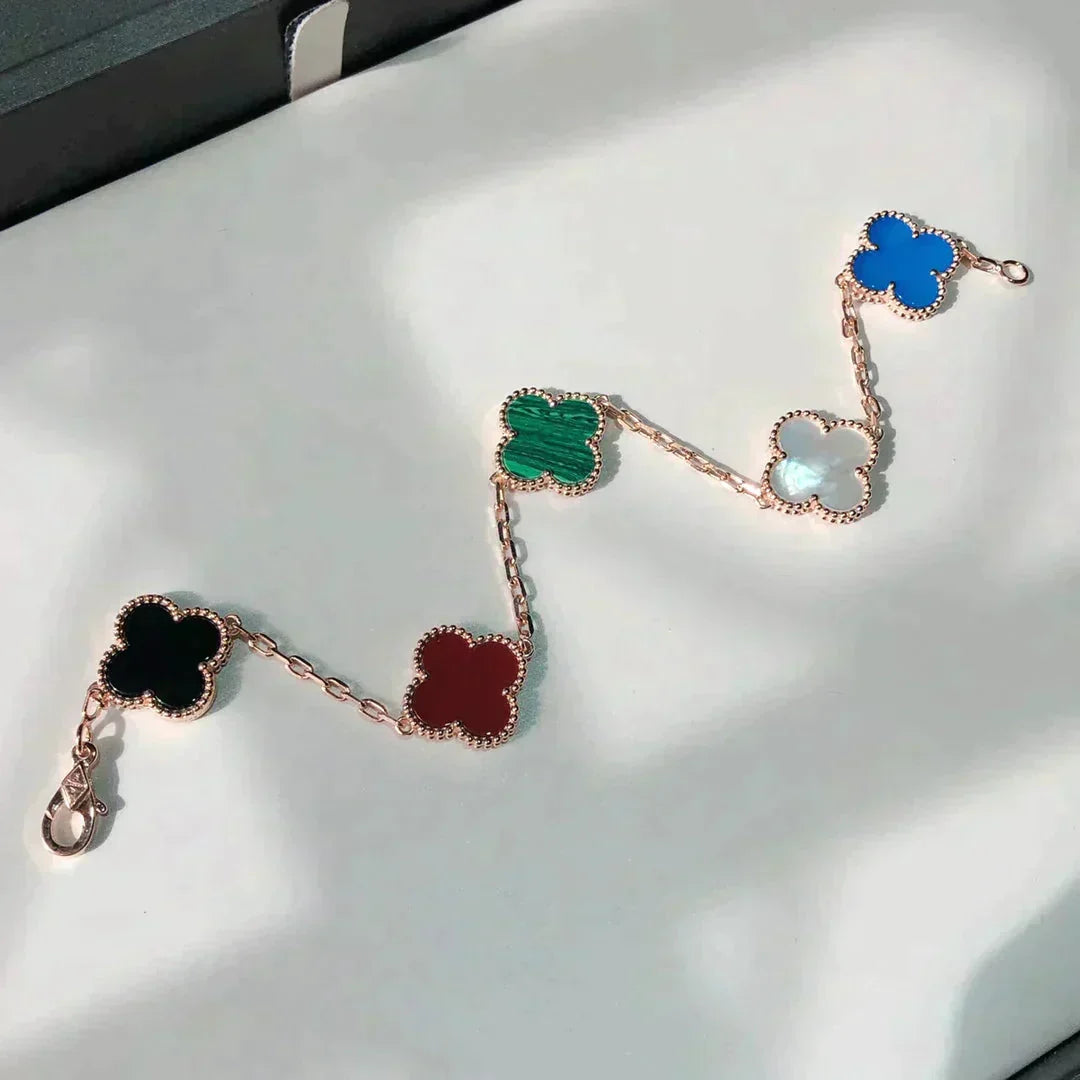 [⭐Spark]CLOVER 5 MOTIFS MULTICOLOR BRACELET