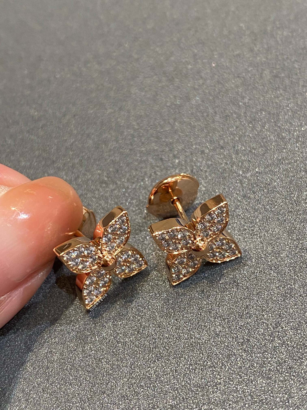 [⭐Spark]STAR DIAMOND EARRINGS