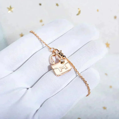 [⭐Spark]AMULETTE PEDANT ROSE GOLD NECKLACE