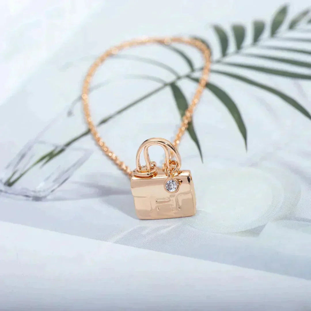 [⭐Spark]AMULETTE PEDANT ROSE GOLD NECKLACE