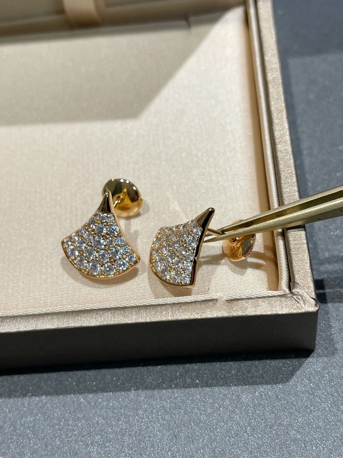 [⭐Spark]DREAM STUD EARRINGS DIAMOND