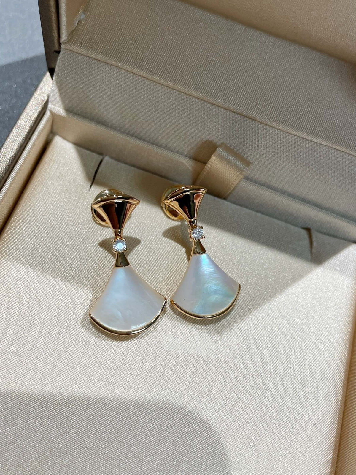 [⭐Spark]DREAM MOP 1 DIAMOND EARRINGS