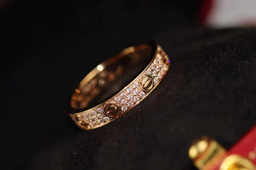 [⭐Spark]LOVE RING 3.6MM DIAMOND PAVED