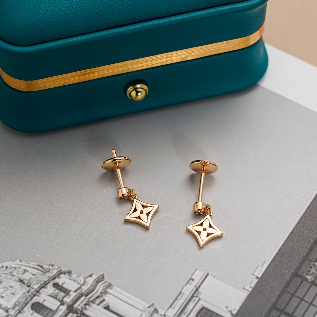 [⭐Spark]STAR EARRINGS GOLD