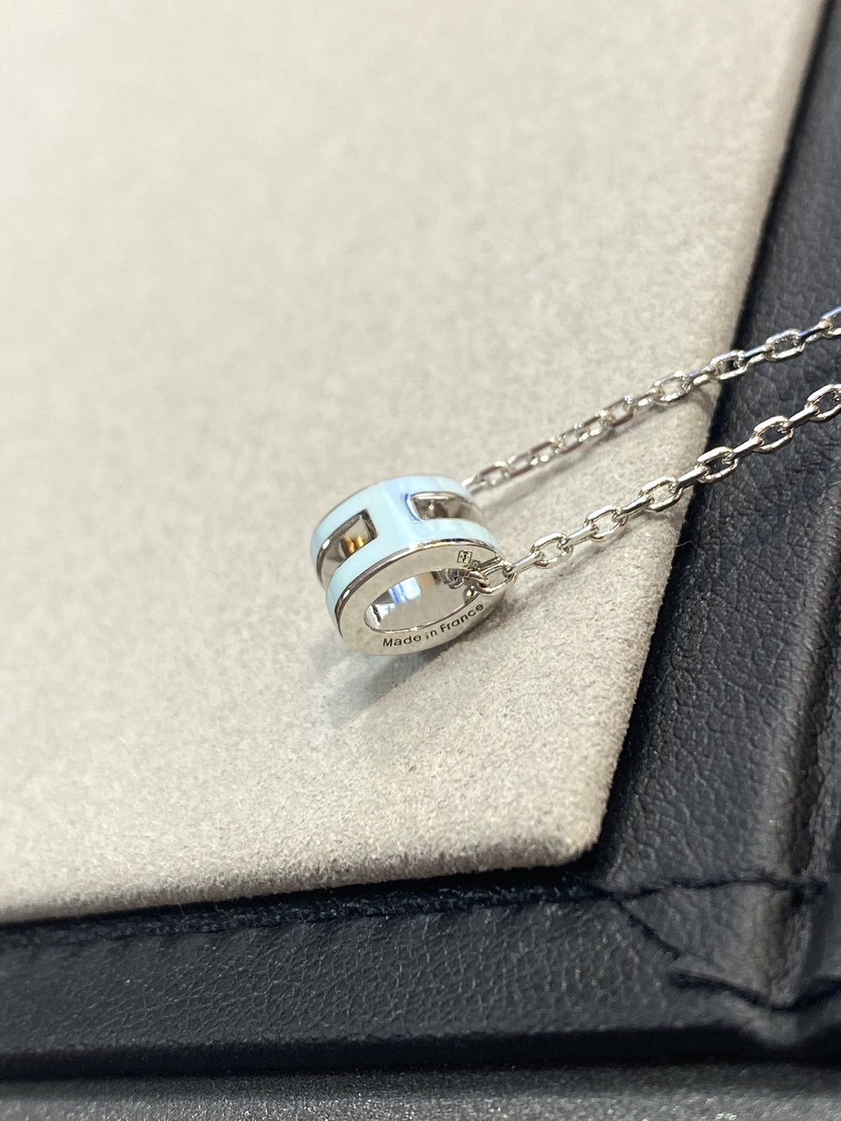 [⭐Spark]POP H LIGHT BLUE NECKLACE