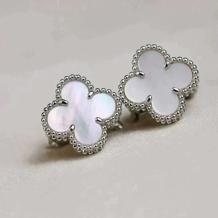 [⭐Spark]CLOVER MEDIUM 1 MOTIFS  WHITE MOP EARRINGS SILVER