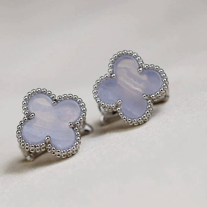 [⭐Spark]CLOVER MEDIUM 1 MOTIFS  WHITE MOP EARRINGS SILVER